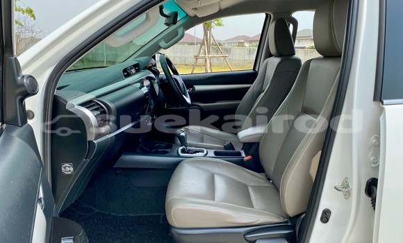 Buy Used Toyota Hiluxe Revo White Car in Bangkok in Bangkok Buy Used Toyota Hiluxe Revo White Car in Bangkok in Bangkok