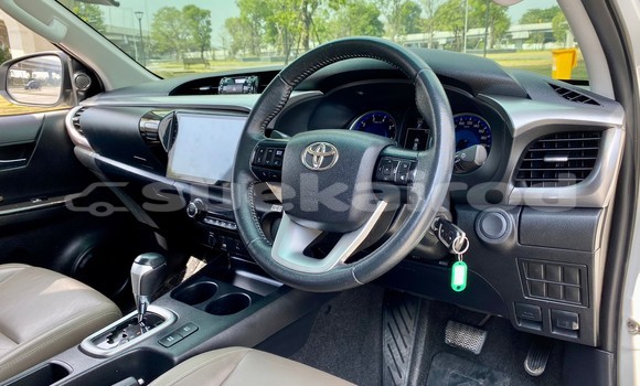 Buy Used Toyota Hiluxe Revo White Car in Bangkok in Bangkok Buy Used Toyota Hiluxe Revo White Car in Bangkok in Bangkok