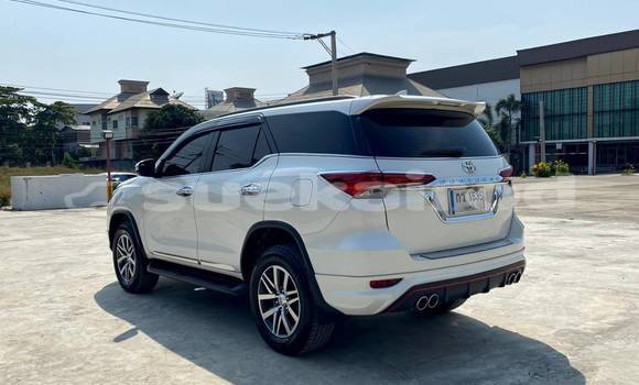 ซื้อ รถมือสอง Toyota Fortuner ขาว รถยนต์ ใน %{เมือง} ใน กรุงเทพมหานคร ซื้อ รถมือสอง Toyota Fortuner ขาว รถยนต์ ใน %{เมือง} ใน กรุงเทพมหานคร