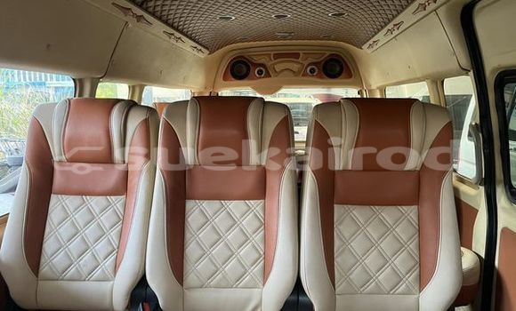 ซื้อ รถมือสอง Toyota Commuter ขาว รถยนต์ ใน %{เมือง} ใน กรุงเทพมหานคร ซื้อ รถมือสอง Toyota Commuter ขาว รถยนต์ ใน %{เมือง} ใน กรุงเทพมหานคร