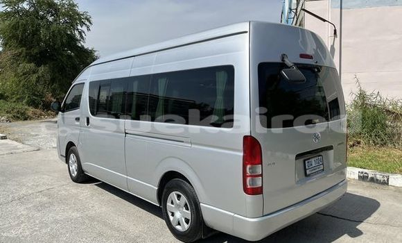 ซื้อ รถมือสอง Toyota Commuter เงิน รถยนต์ ใน %{เมือง} ใน กรุงเทพมหานคร ซื้อ รถมือสอง Toyota Commuter เงิน รถยนต์ ใน %{เมือง} ใน กรุงเทพมหานคร