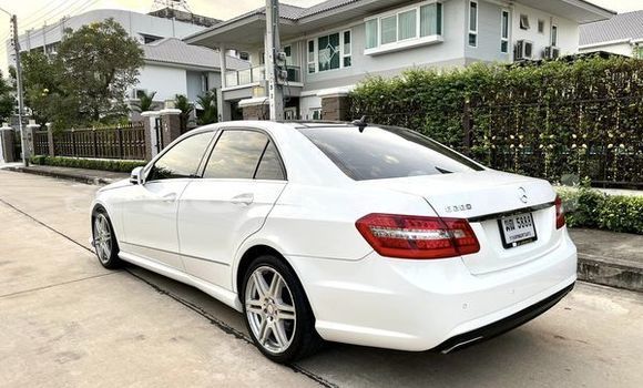 ซื้อ รถมือสอง Mercedes-Benz E-Classe ขาว รถยนต์ ใน %{เมือง} ใน กรุงเทพมหานคร ซื้อ รถมือสอง Mercedes-Benz E-Classe ขาว รถยนต์ ใน %{เมือง} ใน กรุงเทพมหานคร