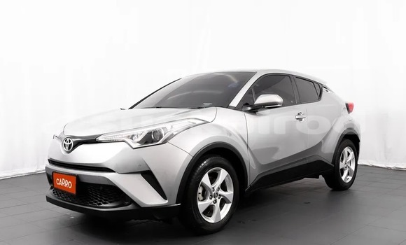 ซื้อ รถมือสอง Toyota C-HR เงิน รถยนต์ ใน %{เมือง} ใน กรุงเทพมหานคร ซื้อ รถมือสอง Toyota C-HR เงิน รถยนต์ ใน %{เมือง} ใน กรุงเทพมหานคร