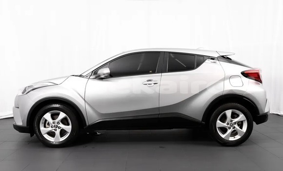 ซื้อ รถมือสอง Toyota C-HR เงิน รถยนต์ ใน %{เมือง} ใน กรุงเทพมหานคร ซื้อ รถมือสอง Toyota C-HR เงิน รถยนต์ ใน %{เมือง} ใน กรุงเทพมหานคร