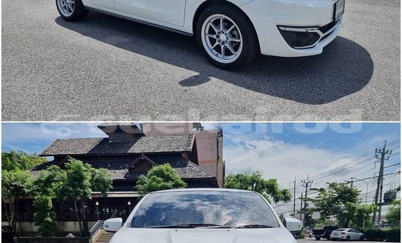 ซื้อ รถมือสอง Mitsubishi Mirage ขาว รถยนต์ ใน %{เมือง} ใน กรุงเทพมหานคร ซื้อ รถมือสอง Mitsubishi Mirage ขาว รถยนต์ ใน %{เมือง} ใน กรุงเทพมหานคร