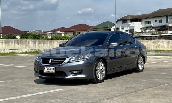ซื้อ รถมือสอง Honda Accord อื่น ๆ รถยนต์ ใน %{เมือง} ใน กรุงเทพมหานคร