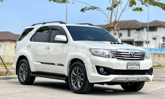 ซื้อ รถมือสอง Toyota Fortuner ขาว รถยนต์ ใน %{เมือง} ใน กรุงเทพมหานคร ซื้อ รถมือสอง Toyota Fortuner ขาว รถยนต์ ใน %{เมือง} ใน กรุงเทพมหานคร