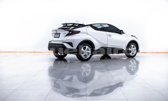 ซื้อ รถมือสอง Toyota C-HR อื่น ๆ รถยนต์ ใน %{เมือง} ใน กรุงเทพมหานคร ซื้อ รถมือสอง Toyota C-HR อื่น ๆ รถยนต์ ใน %{เมือง} ใน กรุงเทพมหานคร