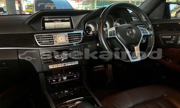 Buy Used Mercedes-Benz E-Classe White Car in Bangkok in Bangkok Buy Used Mercedes-Benz E-Classe White Car in Bangkok in Bangkok
