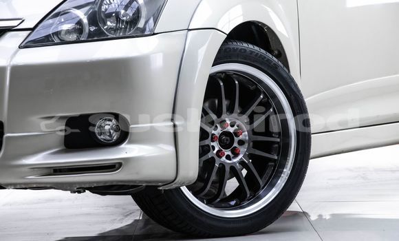 Buy Used Toyota Wish Brown Car in Bangkok in Bangkok Buy Used Toyota Wish Brown Car in Bangkok in Bangkok