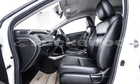 Buy Used Honda City White Car in Bangkok in Bangkok Buy Used Honda City White Car in Bangkok in Bangkok