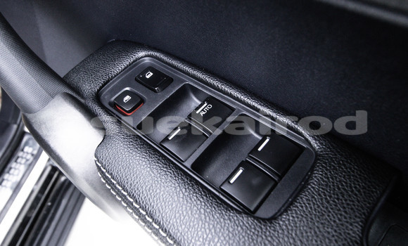 Buy Used Honda CR-V White Car in Bangkok in Bangkok Buy Used Honda CR-V White Car in Bangkok in Bangkok