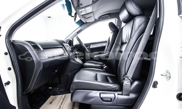 Buy Used Honda CR-V White Car in Bangkok in Bangkok Buy Used Honda CR-V White Car in Bangkok in Bangkok