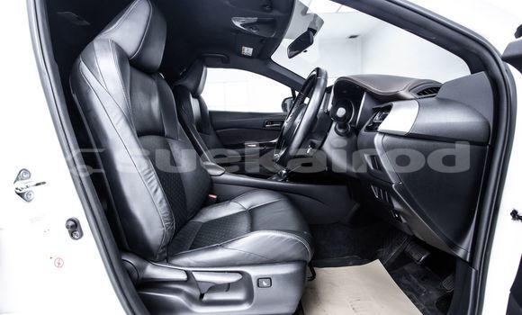 Buy Used Toyota C-HR White Car in Bangkok in Bangkok Buy Used Toyota C-HR White Car in Bangkok in Bangkok