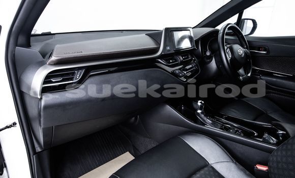 Buy Used Toyota C-HR White Car in Bangkok in Bangkok Buy Used Toyota C-HR White Car in Bangkok in Bangkok