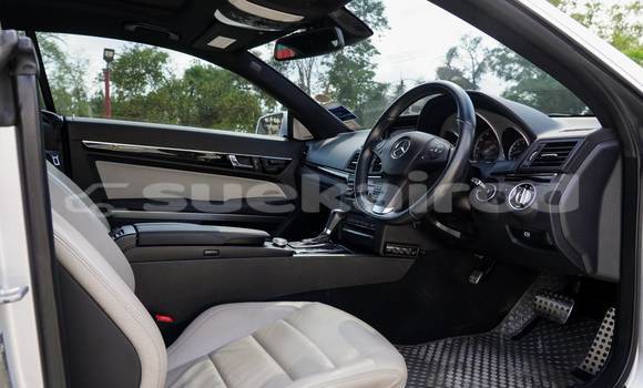 ซื้อ รถมือสอง Mercedes-Benz E-Classe อื่น ๆ รถยนต์ ใน %{เมือง} ใน กรุงเทพมหานคร ซื้อ รถมือสอง Mercedes-Benz E-Classe อื่น ๆ รถยนต์ ใน %{เมือง} ใน กรุงเทพมหานคร