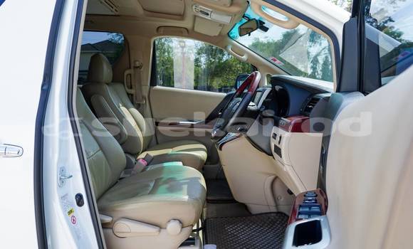 Buy Used Toyota Alphard White Car in Bangkok in Bangkok Buy Used Toyota Alphard White Car in Bangkok in Bangkok