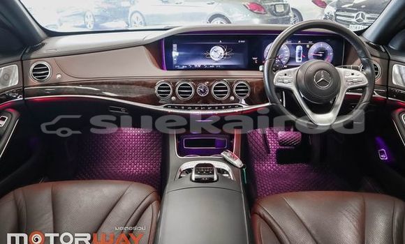 Buy Used Mercedes-Benz S-klasse White Car in Bangkok in Bangkok Buy Used Mercedes-Benz S-klasse White Car in Bangkok in Bangkok