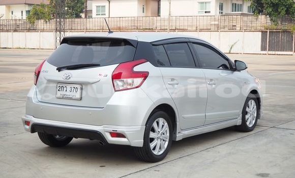 ซื้อ รถมือสอง Toyota Yaris เงิน รถยนต์ ใน %{เมือง} ใน กรุงเทพมหานคร ซื้อ รถมือสอง Toyota Yaris เงิน รถยนต์ ใน %{เมือง} ใน กรุงเทพมหานคร