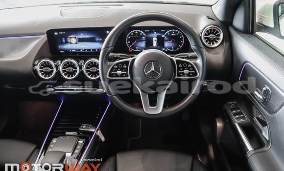 Buy Used Mercedes-Benz GLA-klasse White Car in Bangkok in Bangkok Buy Used Mercedes-Benz GLA-klasse White Car in Bangkok in Bangkok