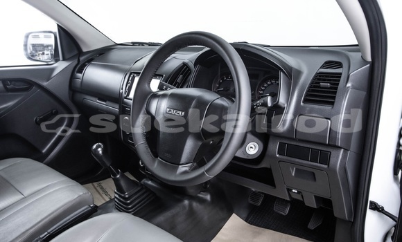 Buy Used Isuzu D-Max White Car in Bangkok in Bangkok Buy Used Isuzu D-Max White Car in Bangkok in Bangkok