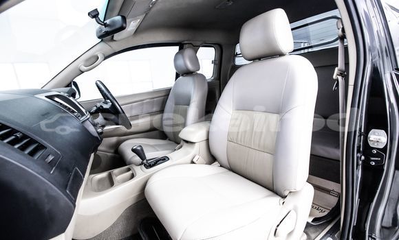 Buy Used Toyota Hiluxe VIGO Black Car in Bangkok in Bangkok Buy Used Toyota Hiluxe VIGO Black Car in Bangkok in Bangkok