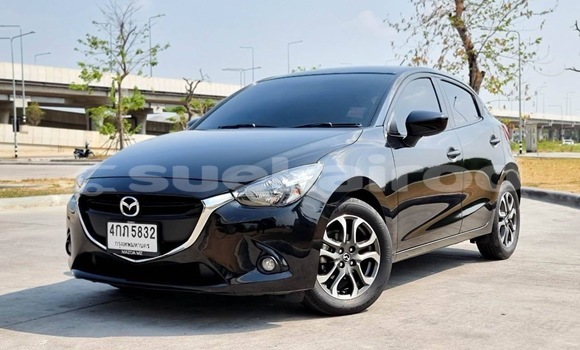 ซื้อ รถมือสอง Mazda 2 สีดำ รถยนต์ ใน %{เมือง} ใน กรุงเทพมหานคร