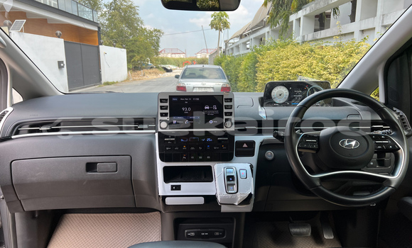 Buy Used Hyundai Starex Black Car in Bangkok in Bangkok Buy Used Hyundai Starex Black Car in Bangkok in Bangkok