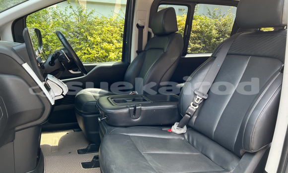 Buy Used Hyundai Starex Black Car in Bangkok in Bangkok Buy Used Hyundai Starex Black Car in Bangkok in Bangkok