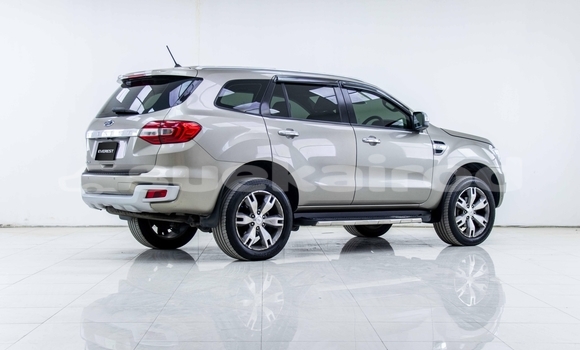 ซื้อ รถมือสอง Ford Everest เขียว รถยนต์ ใน %{เมือง} ใน กรุงเทพมหานคร ซื้อ รถมือสอง Ford Everest เขียว รถยนต์ ใน %{เมือง} ใน กรุงเทพมหานคร