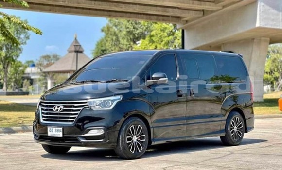 Buy Used Hyundai H1 Black Car in Bangkok in Bangkok