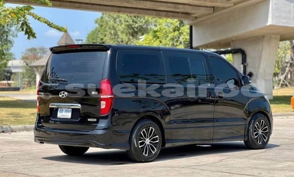 Buy Used Hyundai H1 Black Car in Bangkok in Bangkok Buy Used Hyundai H1 Black Car in Bangkok in Bangkok
