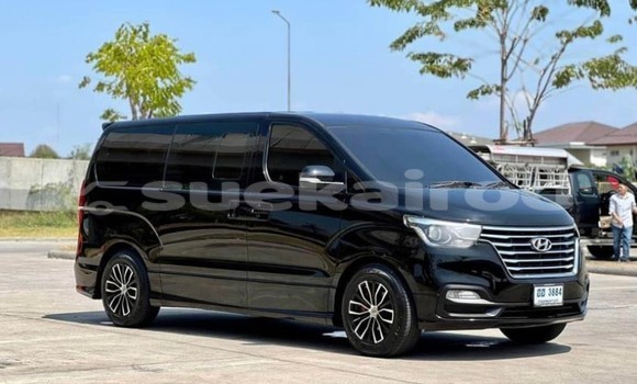 Buy Used Hyundai H1 Black Car in Bangkok in Bangkok Buy Used Hyundai H1 Black Car in Bangkok in Bangkok