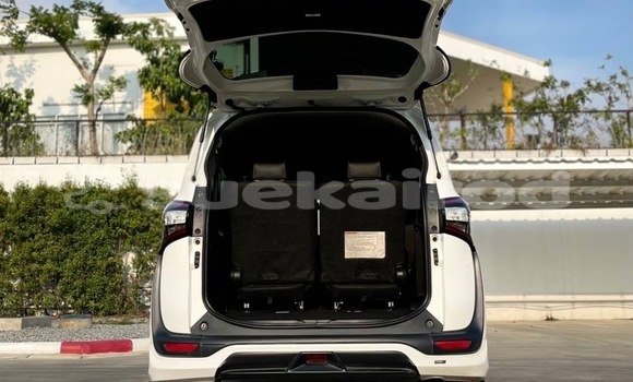 ซื้อ รถมือสอง Toyota Sienta ขาว รถยนต์ ใน %{เมือง} ใน กรุงเทพมหานคร ซื้อ รถมือสอง Toyota Sienta ขาว รถยนต์ ใน %{เมือง} ใน กรุงเทพมหานคร