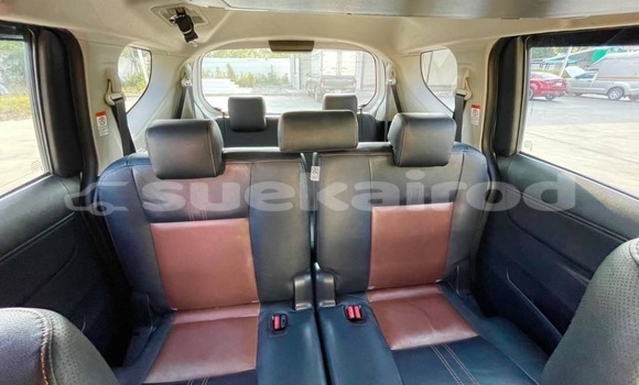 ซื้อ รถมือสอง Toyota Sienta ขาว รถยนต์ ใน %{เมือง} ใน กรุงเทพมหานคร ซื้อ รถมือสอง Toyota Sienta ขาว รถยนต์ ใน %{เมือง} ใน กรุงเทพมหานคร