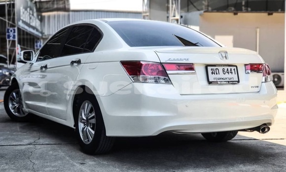 ซื้อ รถมือสอง Honda Accord ขาว รถยนต์ ใน %{เมือง} ใน กรุงเทพมหานคร ซื้อ รถมือสอง Honda Accord ขาว รถยนต์ ใน %{เมือง} ใน กรุงเทพมหานคร