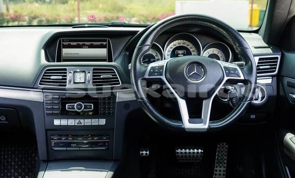 ซื้อ รถมือสอง Mercedes-Benz E-Classe สีดำ รถยนต์ ใน %{เมือง} ใน กรุงเทพมหานคร ซื้อ รถมือสอง Mercedes-Benz E-Classe สีดำ รถยนต์ ใน %{เมือง} ใน กรุงเทพมหานคร