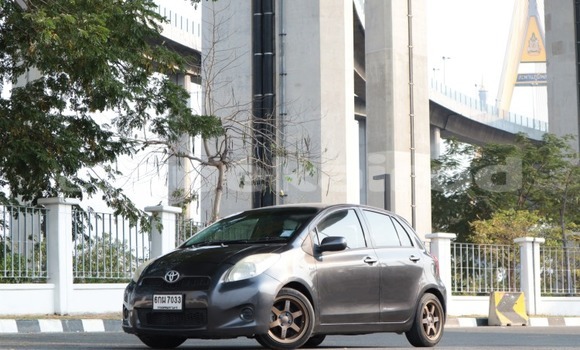 ซื้อ รถมือสอง Toyota Yaris สีดำ รถยนต์ ใน %{เมือง} ใน กรุงเทพมหานคร ซื้อ รถมือสอง Toyota Yaris สีดำ รถยนต์ ใน %{เมือง} ใน กรุงเทพมหานคร