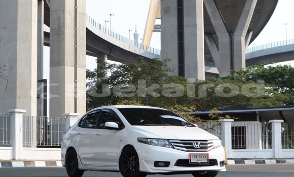 Buy Used Honda City White Car in Bangkok in Bangkok