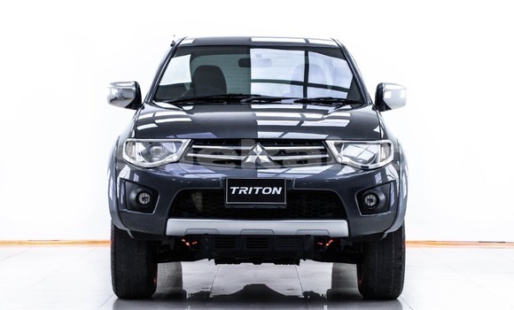 ซื้อ รถมือสอง Mitsubishi Triton สีดำ รถยนต์ ใน %{เมือง} ใน กรุงเทพมหานคร ซื้อ รถมือสอง Mitsubishi Triton สีดำ รถยนต์ ใน %{เมือง} ใน กรุงเทพมหานคร