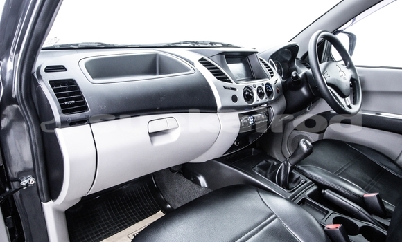 ซื้อ รถมือสอง Mitsubishi Triton สีดำ รถยนต์ ใน %{เมือง} ใน กรุงเทพมหานคร ซื้อ รถมือสอง Mitsubishi Triton สีดำ รถยนต์ ใน %{เมือง} ใน กรุงเทพมหานคร