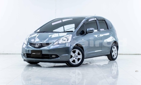ซื้อ รถมือสอง Honda Jazz อื่น ๆ รถยนต์ ใน %{เมือง} ใน กรุงเทพมหานคร