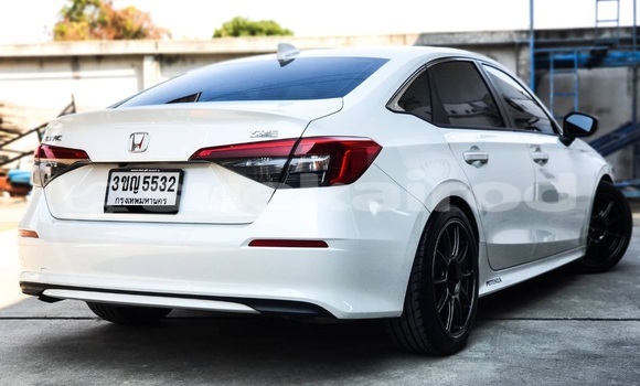 Buy Used Honda Civic White Car in Bangkok in Bangkok Buy Used Honda Civic White Car in Bangkok in Bangkok