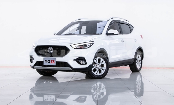 Buy Used MG ZS White Car in Bangkok in Bangkok Buy Used MG ZS White Car in Bangkok in Bangkok