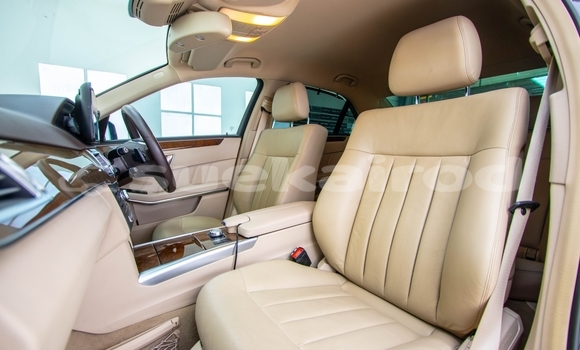 Buy Used Mercedes-Benz E-Classe Black Car in Bangkok in Bangkok Buy Used Mercedes-Benz E-Classe Black Car in Bangkok in Bangkok