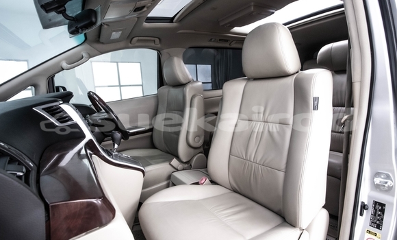 Buy Used Toyota Alphard Silver Car in Bangkok in Bangkok Buy Used Toyota Alphard Silver Car in Bangkok in Bangkok