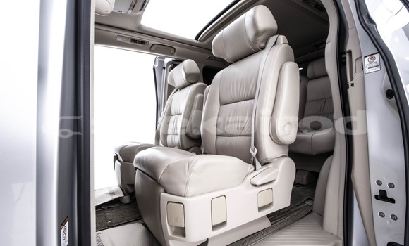 Buy Used Toyota Alphard Silver Car in Bangkok in Bangkok Buy Used Toyota Alphard Silver Car in Bangkok in Bangkok