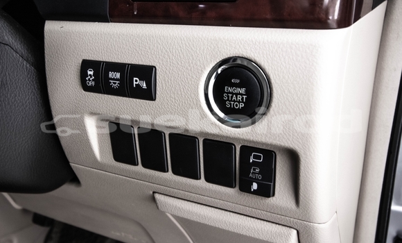 Buy Used Toyota Alphard Silver Car in Bangkok in Bangkok Buy Used Toyota Alphard Silver Car in Bangkok in Bangkok