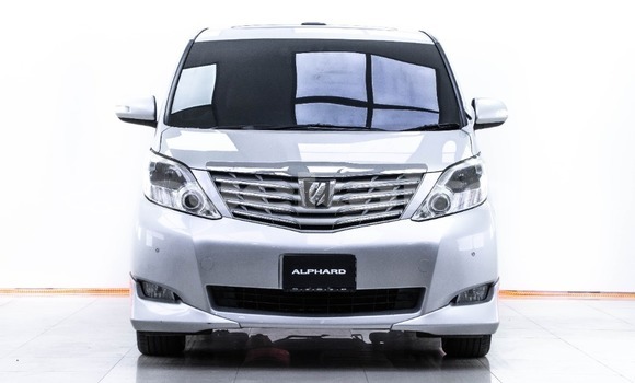Buy Used Toyota Alphard Silver Car in Bangkok in Bangkok Buy Used Toyota Alphard Silver Car in Bangkok in Bangkok