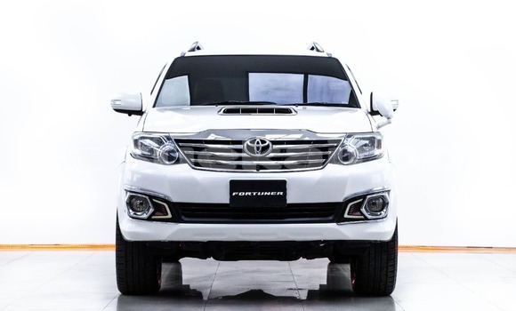 Buy Used Toyota Fortuner White Car in Bangkok in Bangkok Buy Used Toyota Fortuner White Car in Bangkok in Bangkok